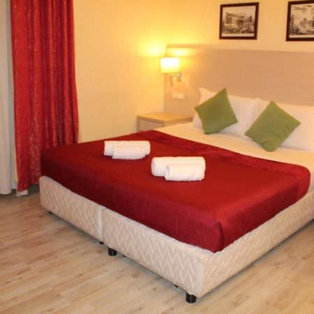 Booking House Rom Exteriör bild