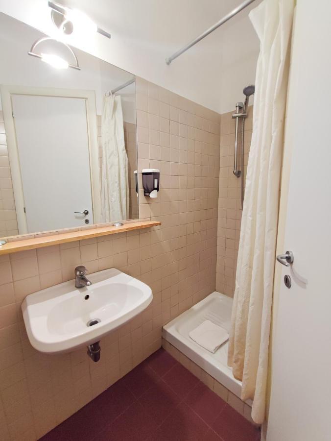 Booking House Rom Exteriör bild