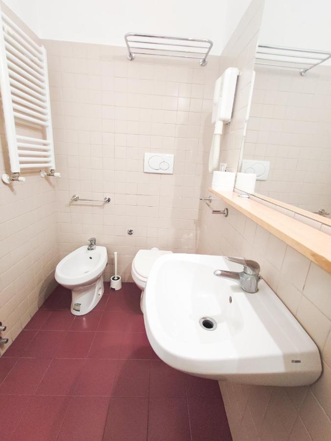 Booking House Rom Exteriör bild