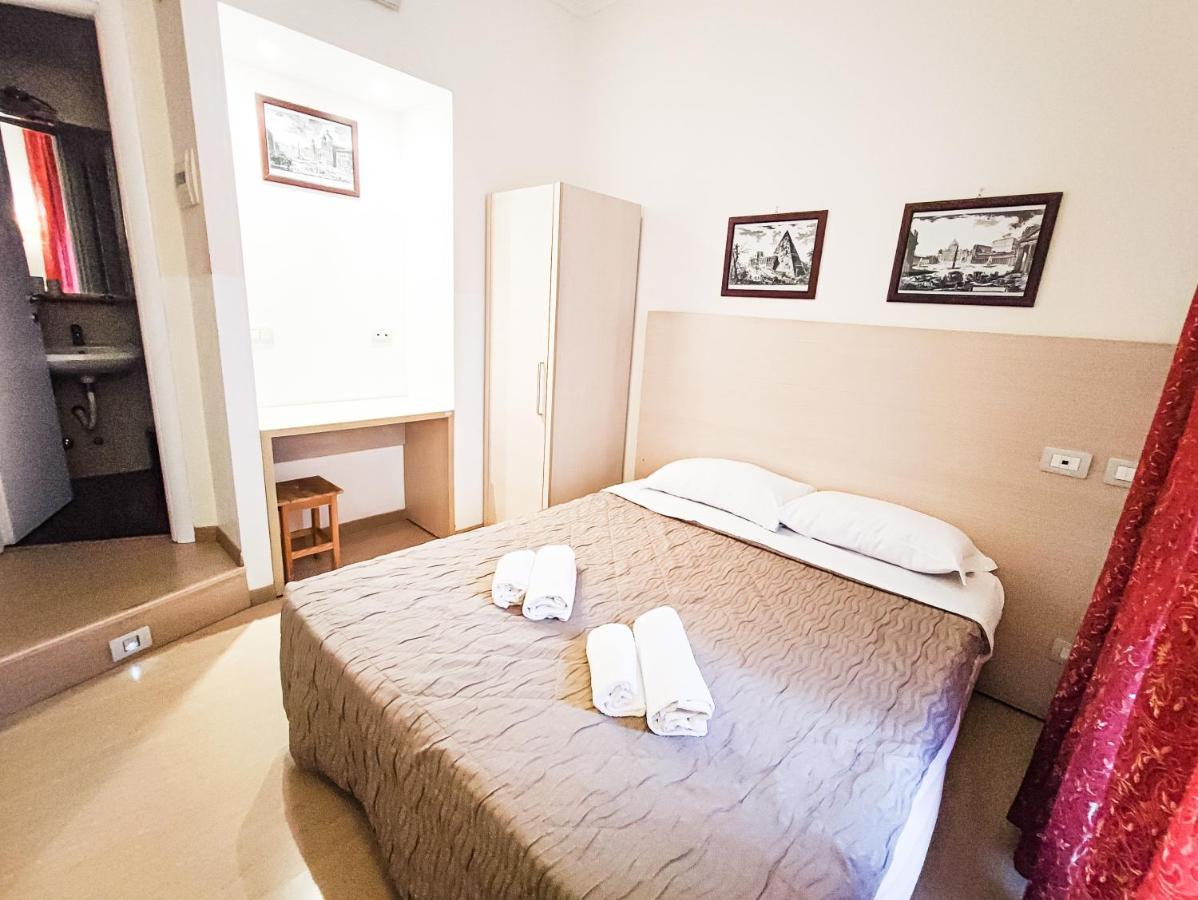 Booking House Rom Exteriör bild