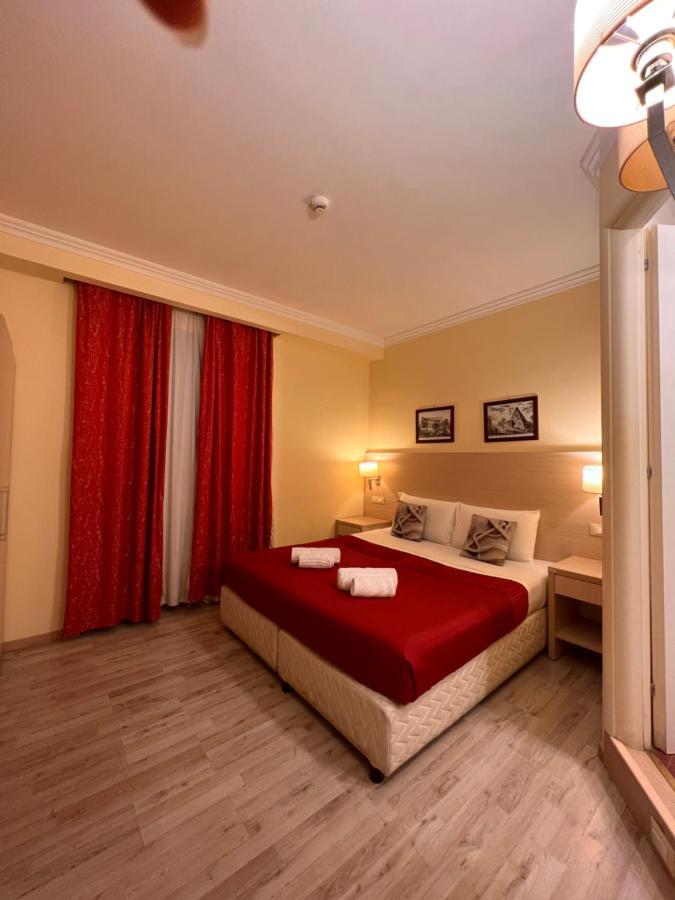 Booking House Rom Exteriör bild