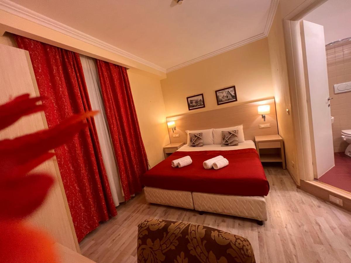 Booking House Rom Exteriör bild